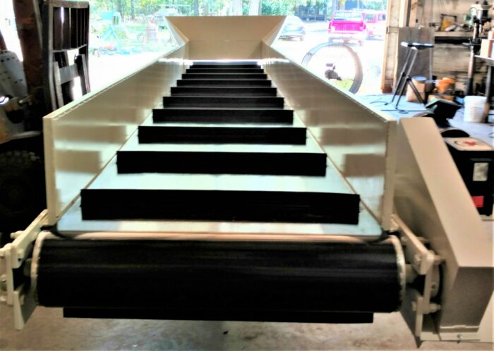 36in x 20ft cleated conveyor
