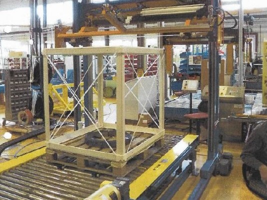 used alba chain driven conveyor and auto pallet banding system