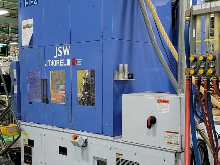 二手40吨JSW JT40 Rel III两站旋转立式注塑机必威体育ios
